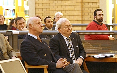 Redner Ausstellungseröffnung NY